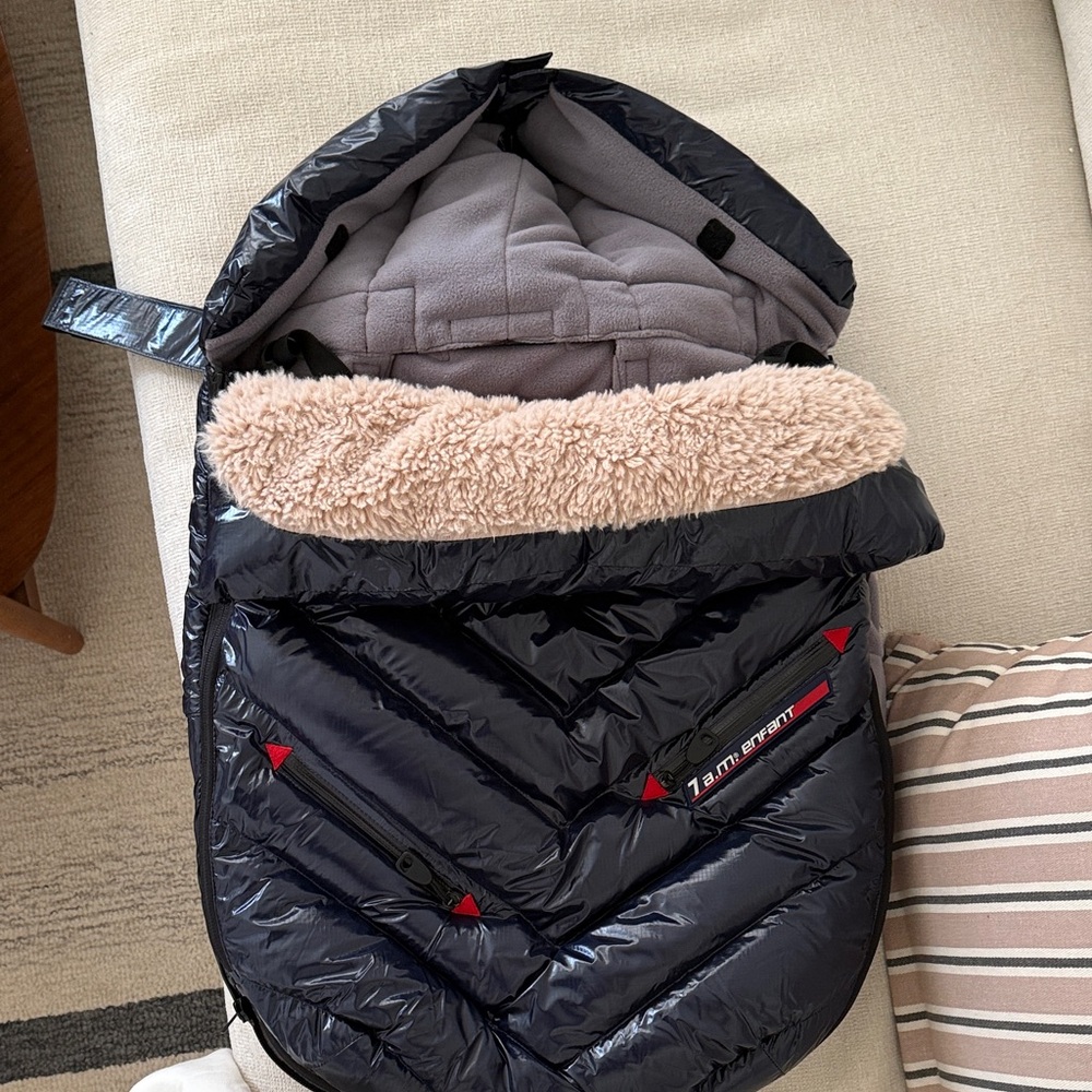 7 AM Enfant Poplar Igloo stroller/car seat footmuff